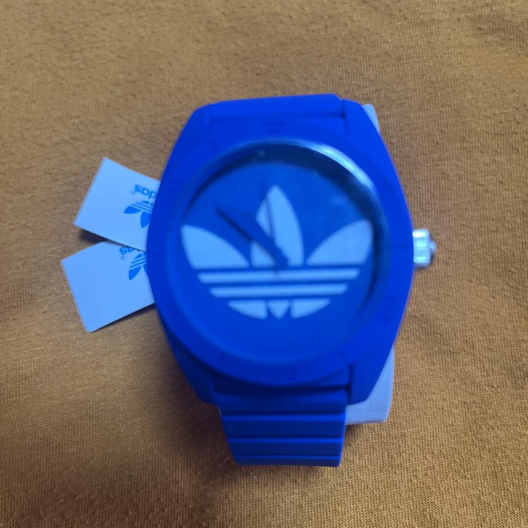 adidas スリーストライプス ラバーベルト時計