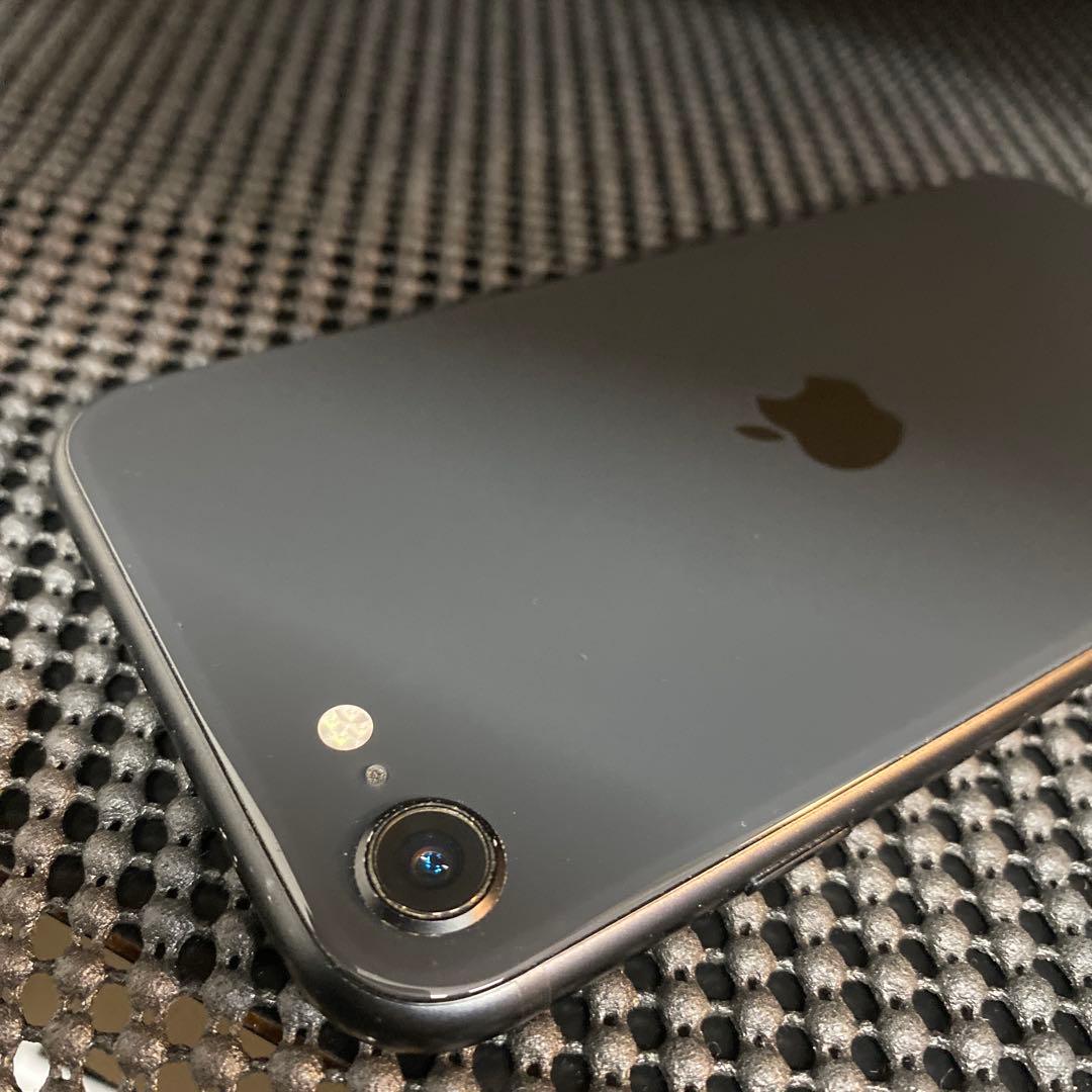 iPhone SE2 第二世代256GB SIMフリー ブラック