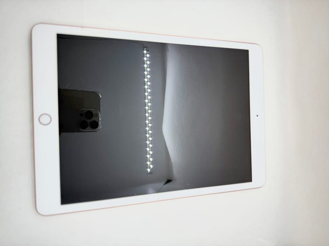 Ipad第8世代 128GB Wi-Fiモデル4Q1GJ