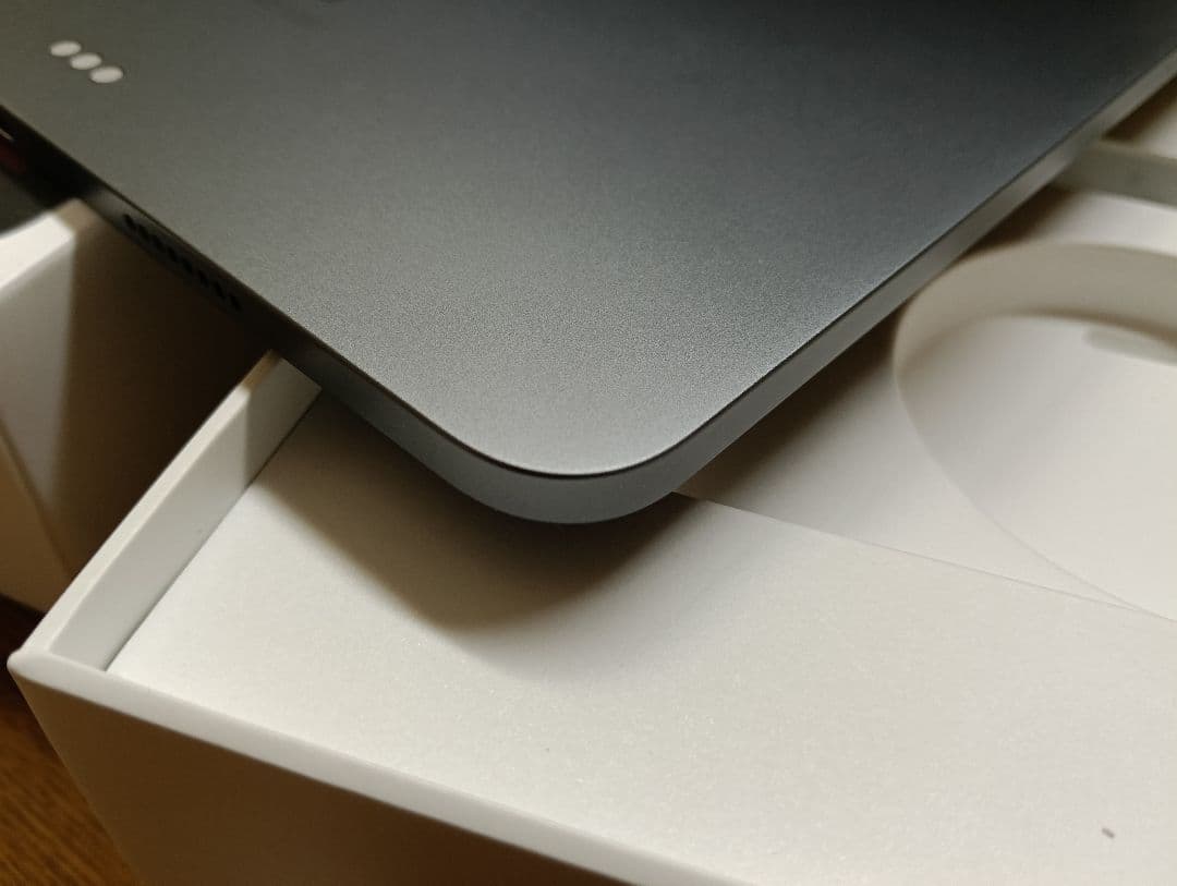 ipadPro11インチ第3世代容量256