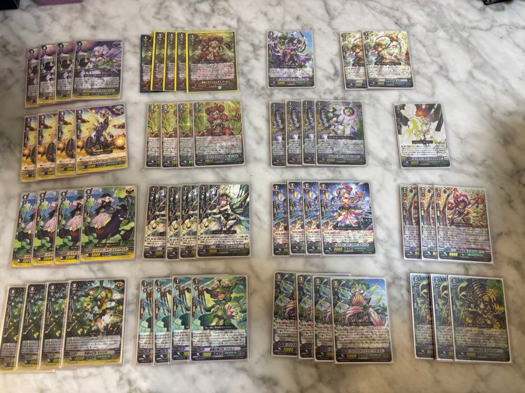 ヴァンガード 引退品 700枚ほど デッキ12組 2重スリーブ