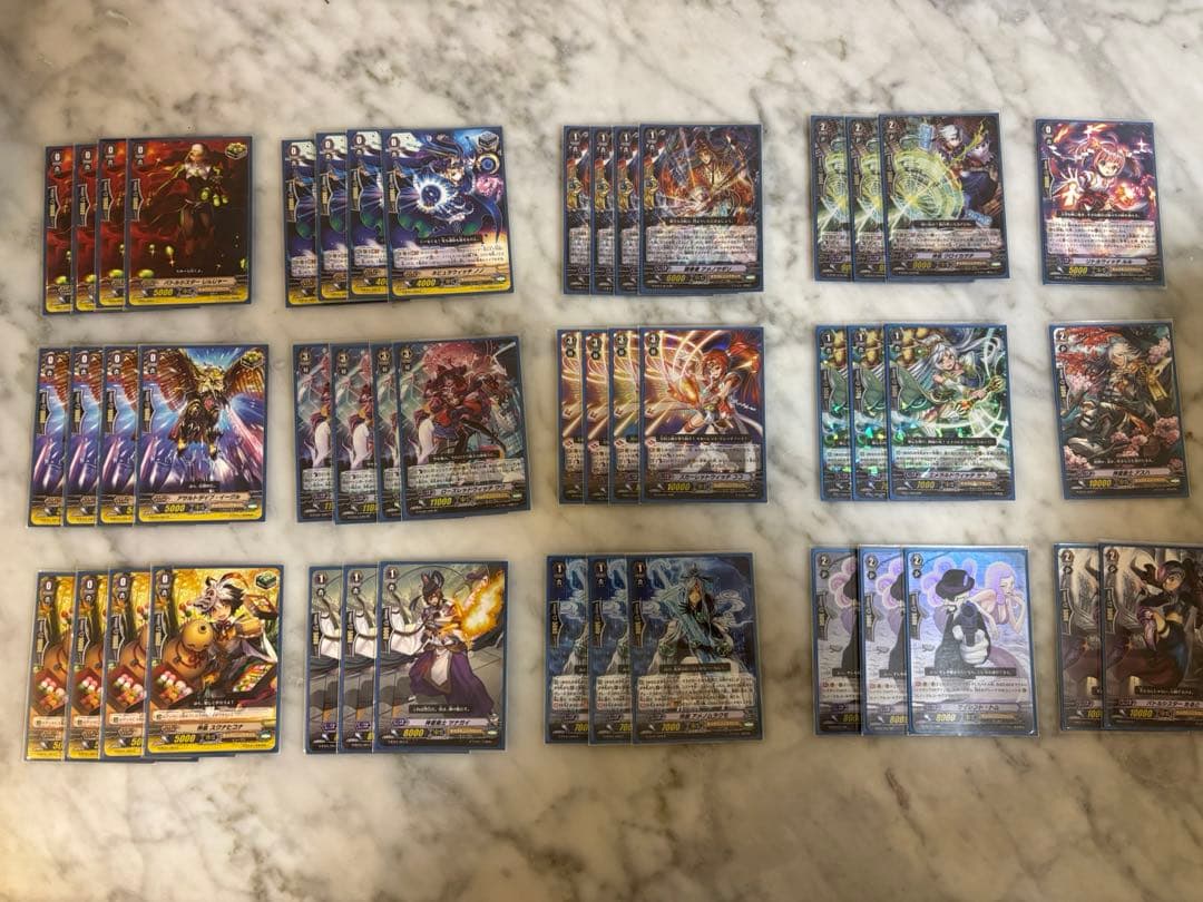 ヴァンガード 引退品 700枚ほど デッキ12組 2重スリーブ