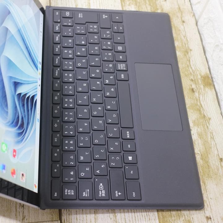 かっつん美品 surface pro7+ LTE i5 Office