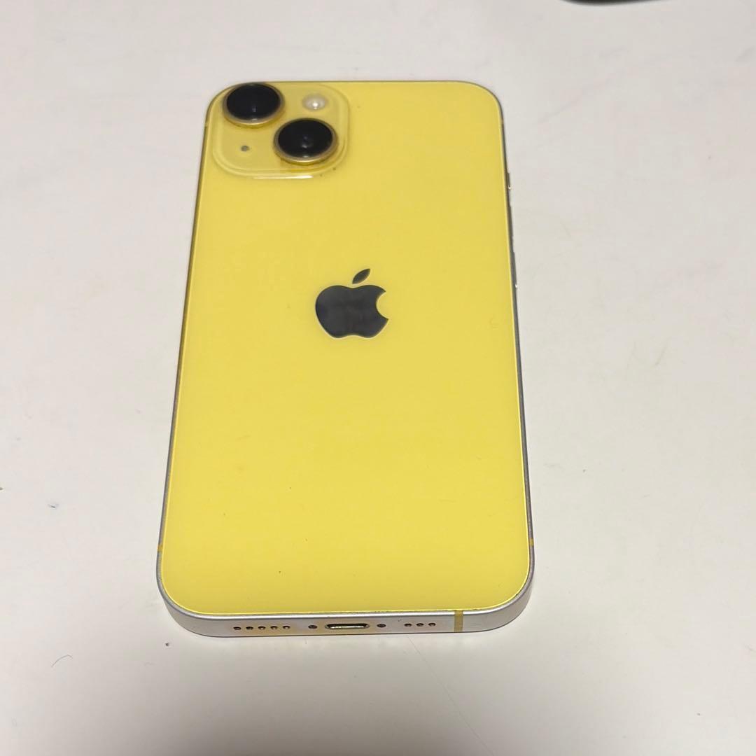 iPhone14 イエロー