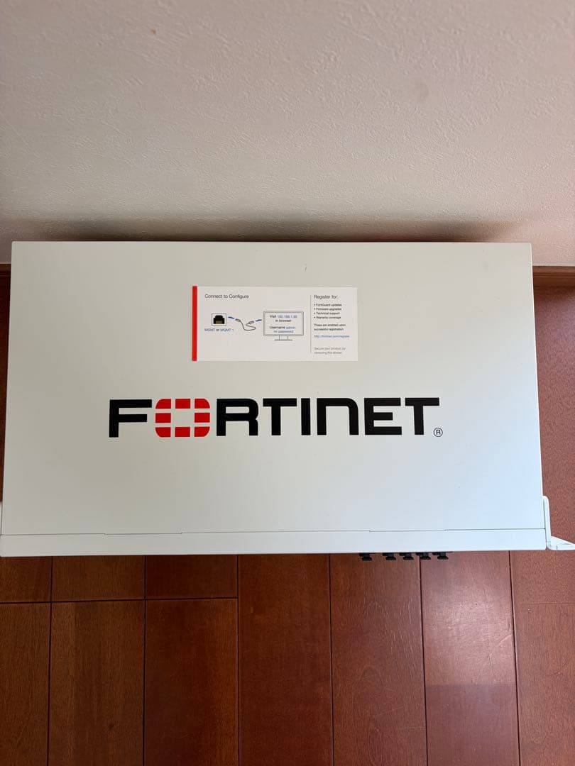 FortniGate100シリーズ