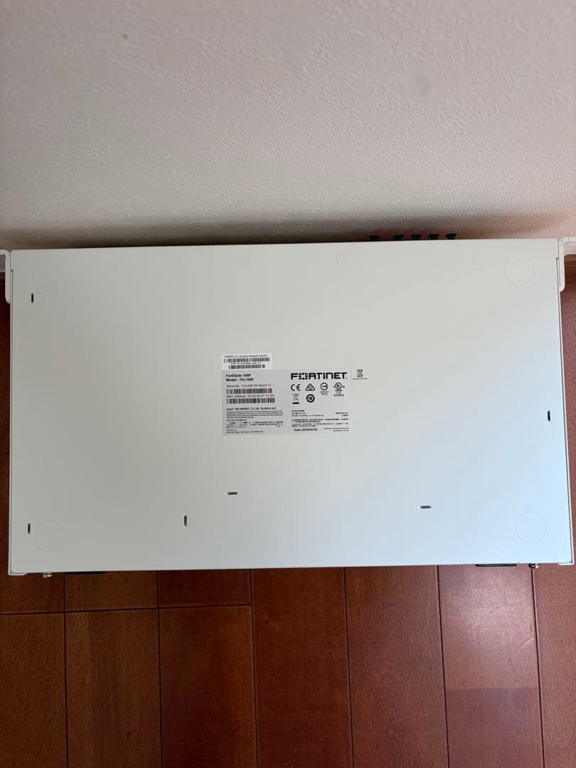 FortniGate100シリーズ