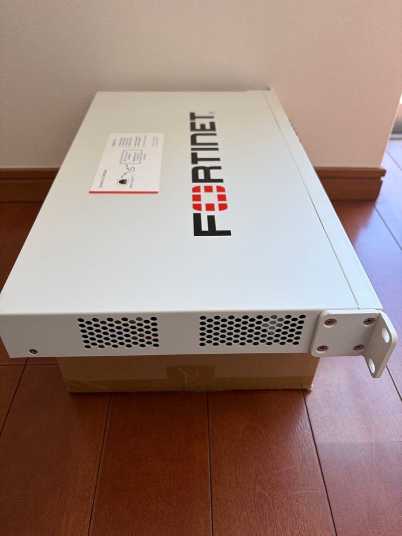 FortniGate100シリーズ