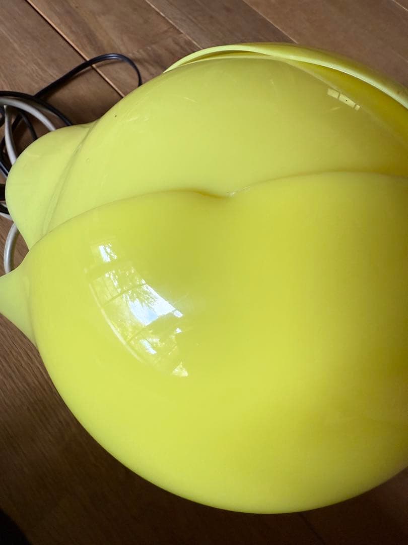 昭和レトロ　喫茶店　照明　チューリップ　イエロー　ペンダントライト　キッチン