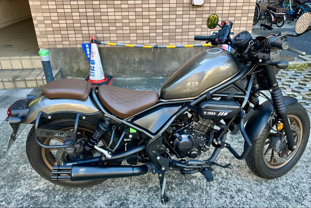 新型レブル250の2023年式〜マフラー　ガトリングガンタイプLK custom