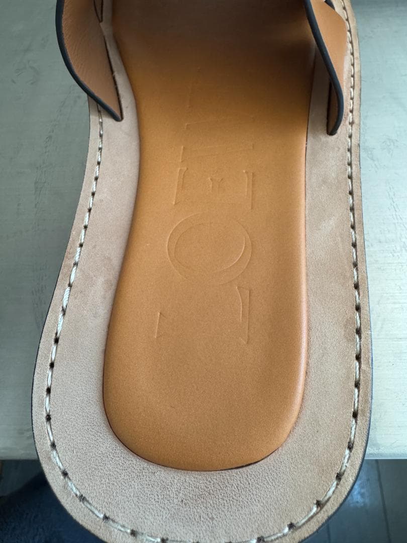 LOEWE ロエベ アナグラム パーフォレーテッド レザー サンダル 41