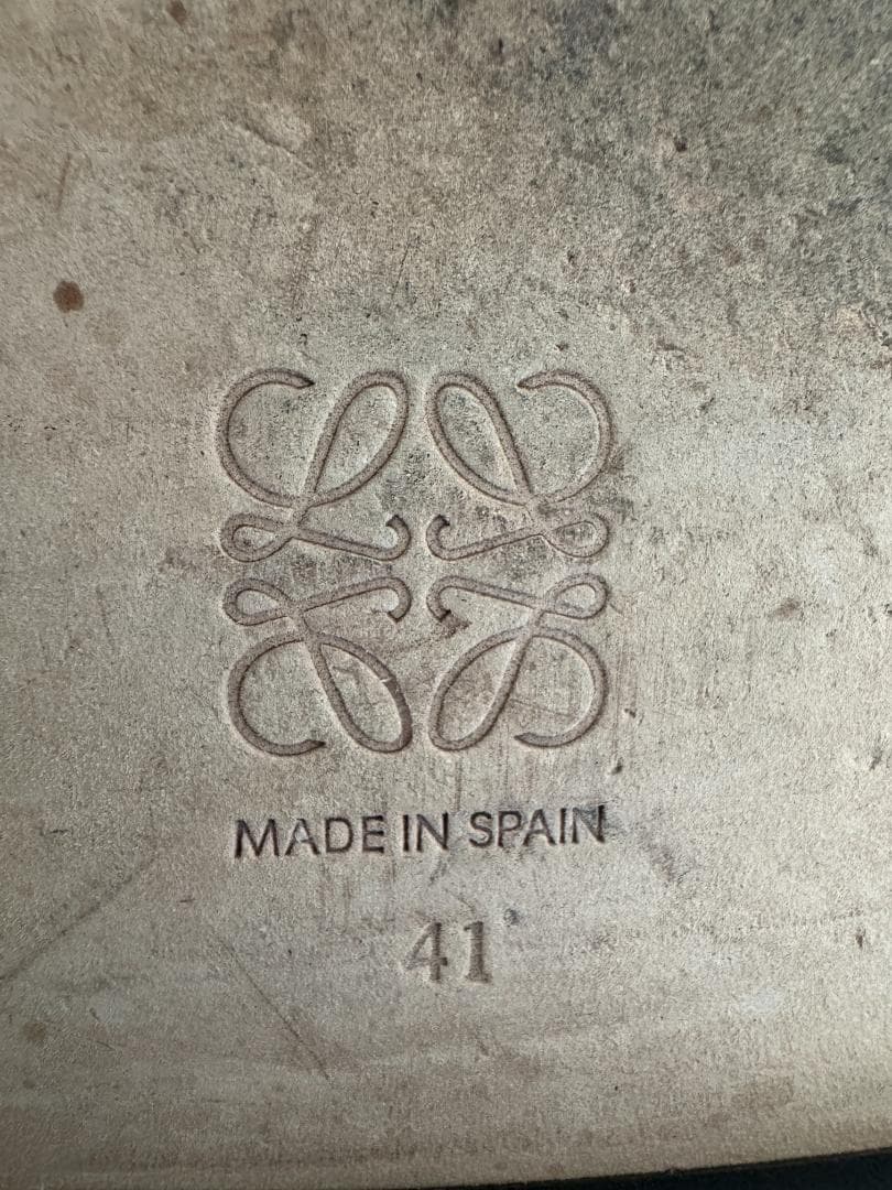 LOEWE ロエベ アナグラム パーフォレーテッド レザー サンダル 41