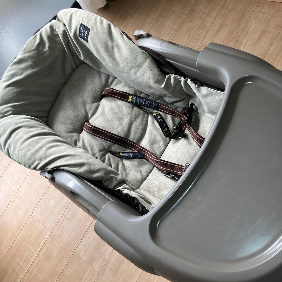 Combi ネムリラ　ハイローチェア　オートスイング