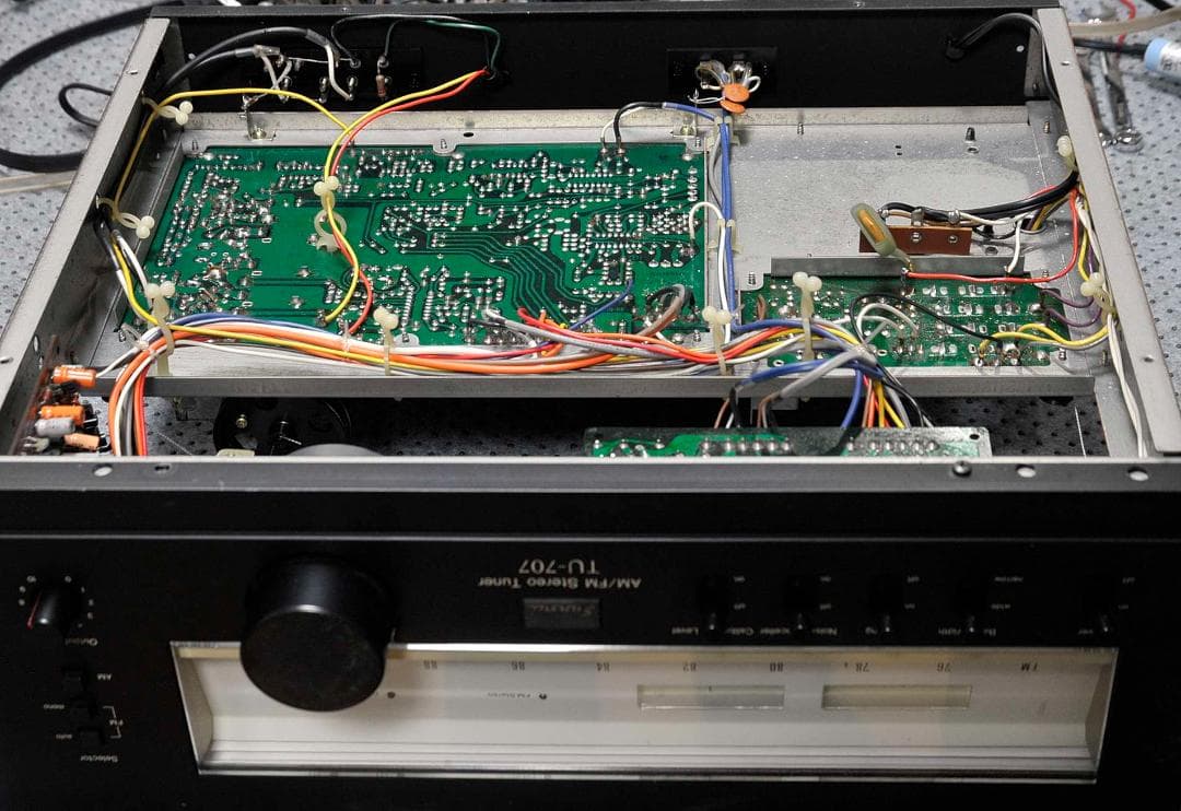 【来る4月計画の福岡分移転のため処分価格】　SANSUI TU-707　♪