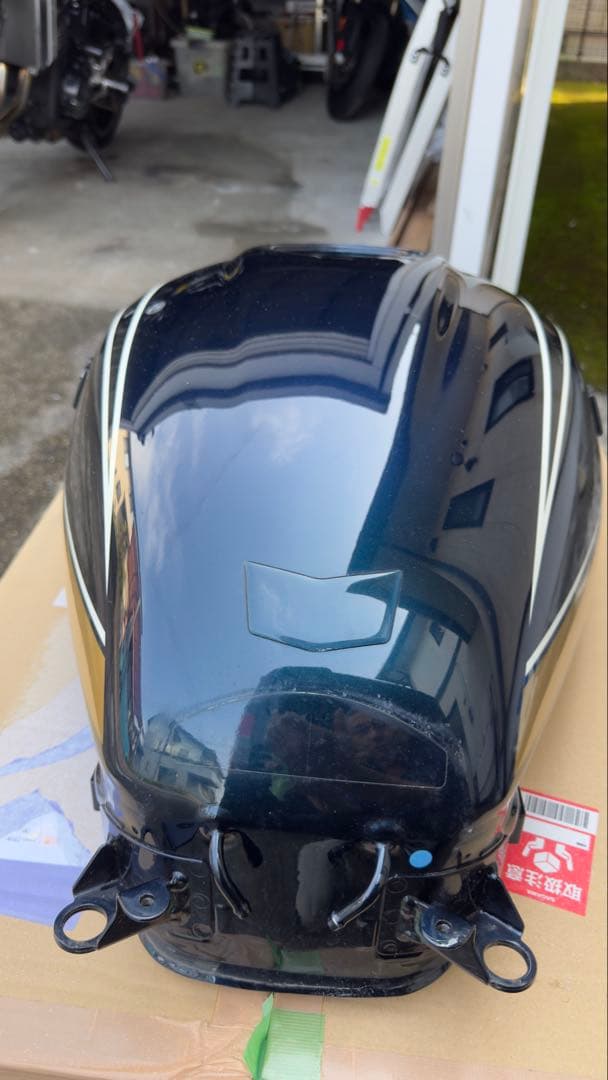 M*a様 Z900RS フューエルタンク 中古品