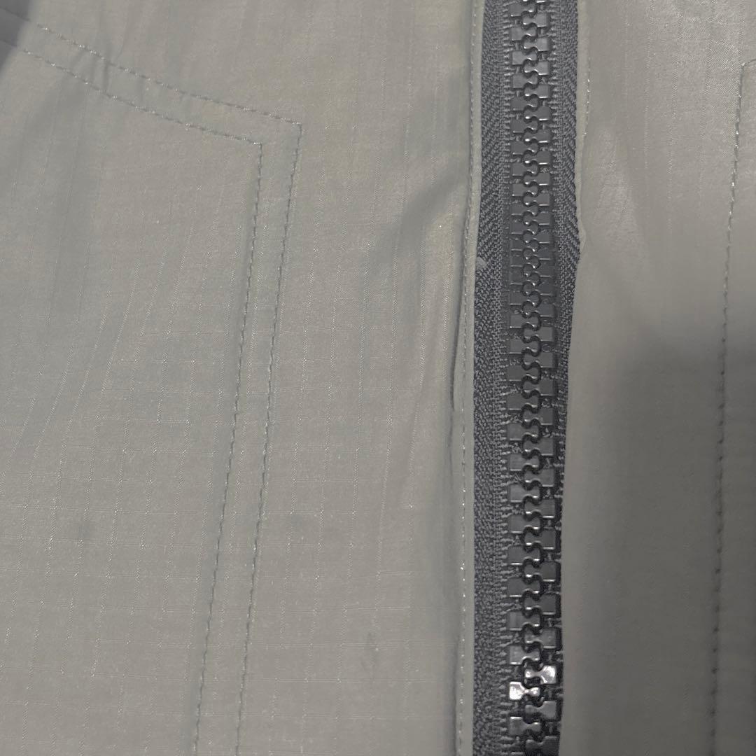 カナダグース　MA-1タイプ　フレイザーボンバージャケットMサイズ