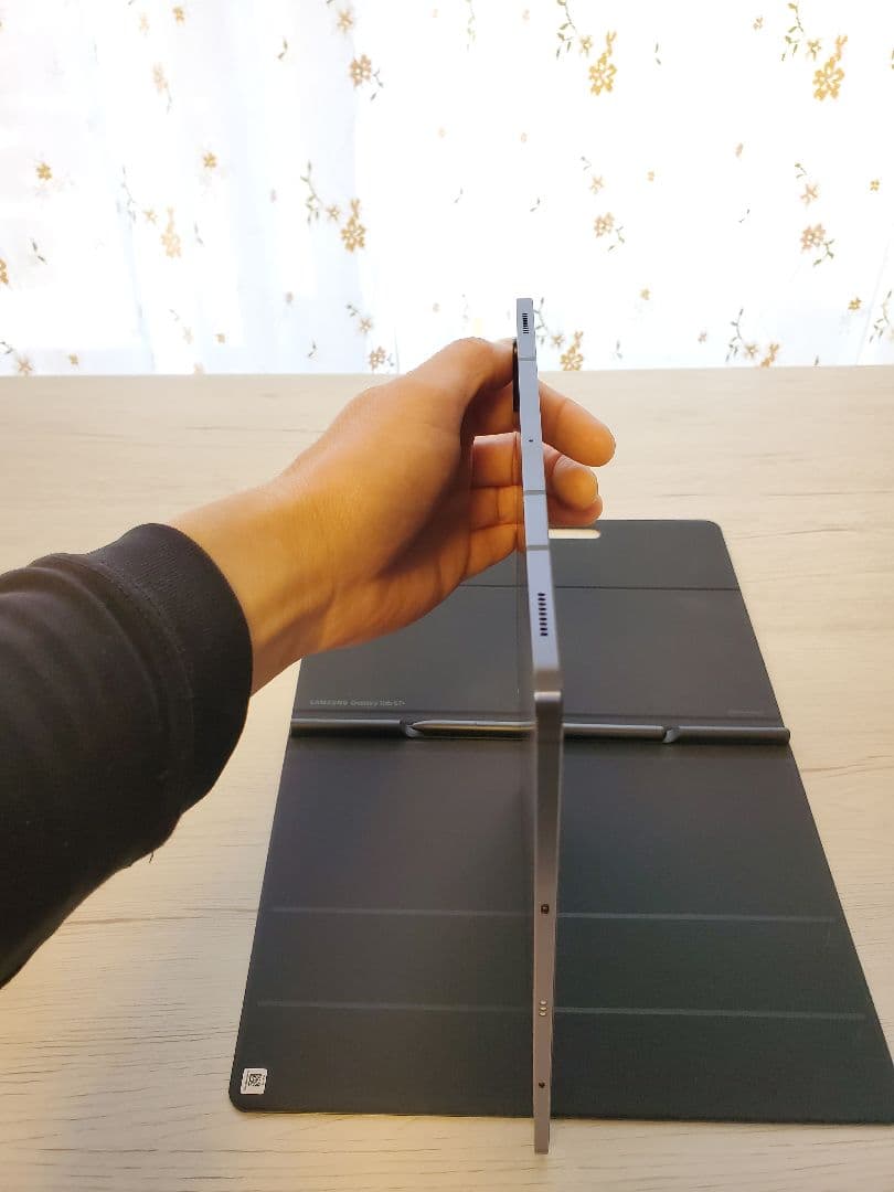 Samsung galaxy Tab S7+ 本体 純正スタンドカバー付き
