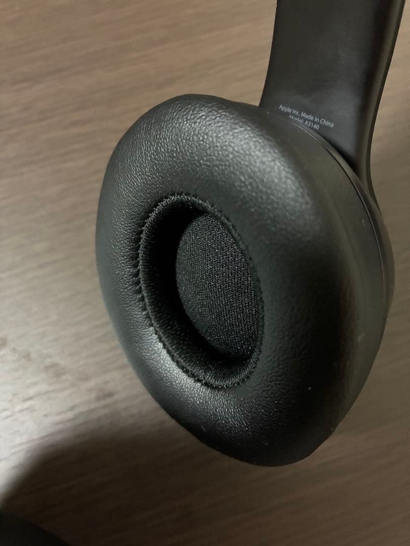 Beats Solo4 Wireless ブラック