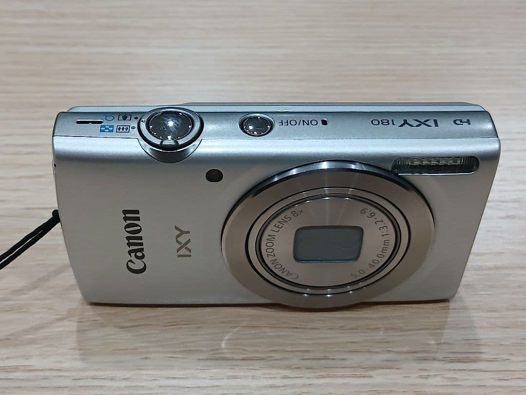 Canon IXY180 デジタルカメラ シルバー　ジャンク