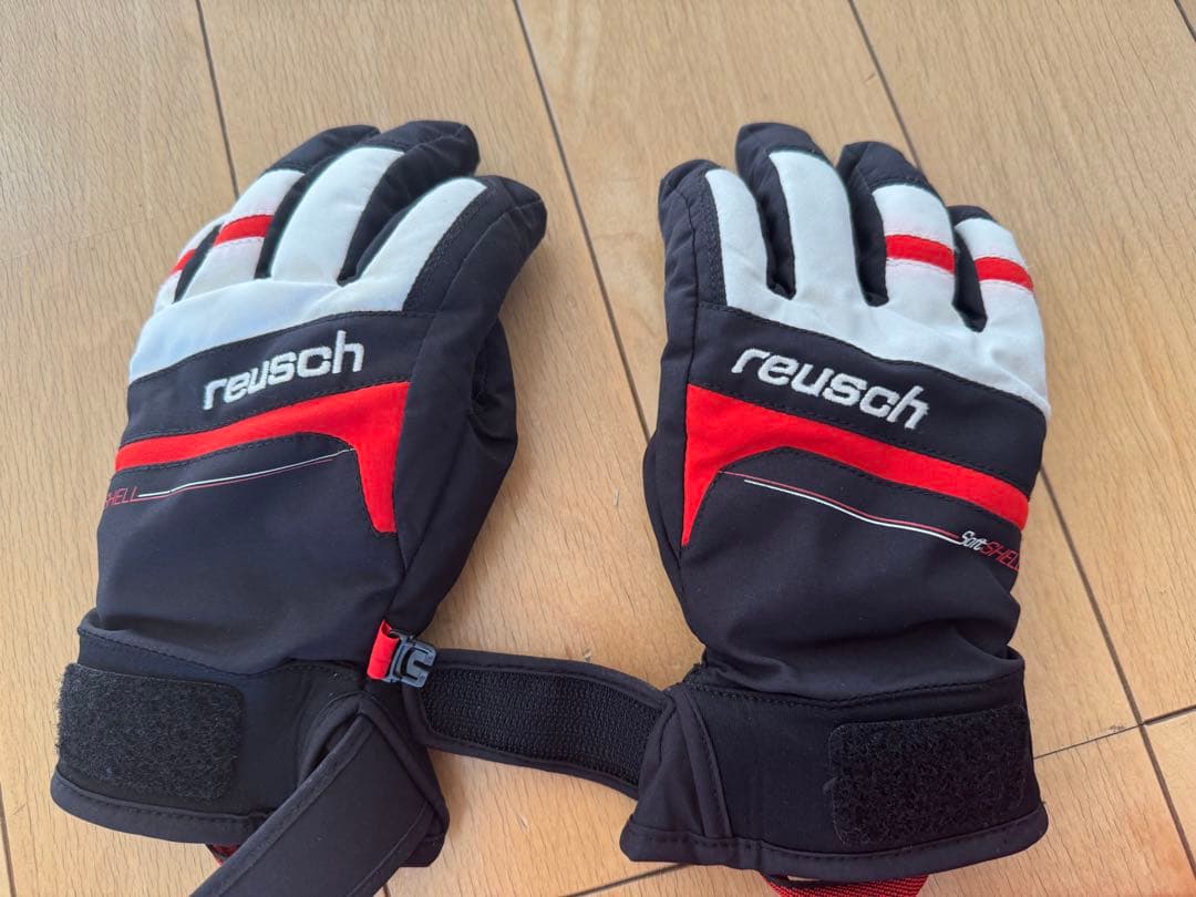 デサント スキーウェア サイズ140 手袋付き