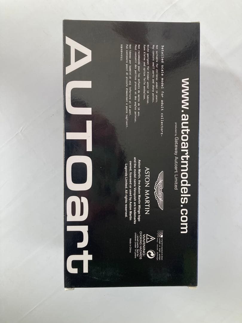 AUTO art 1/18 アストンマーチン バンキッシュ