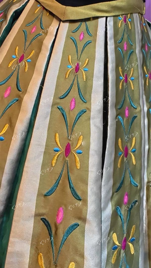 アナ 戴冠式 豪華版ドレス（新作トレイソーン）