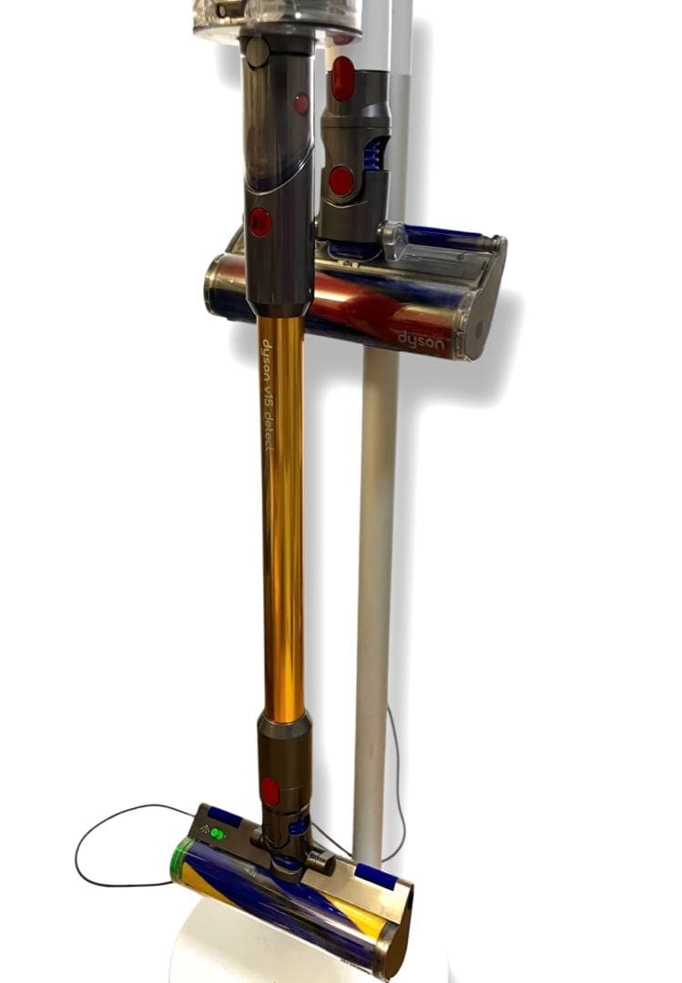 美品 純正バッテリー交換済 dyson コードレスクリーナー SV22 V15