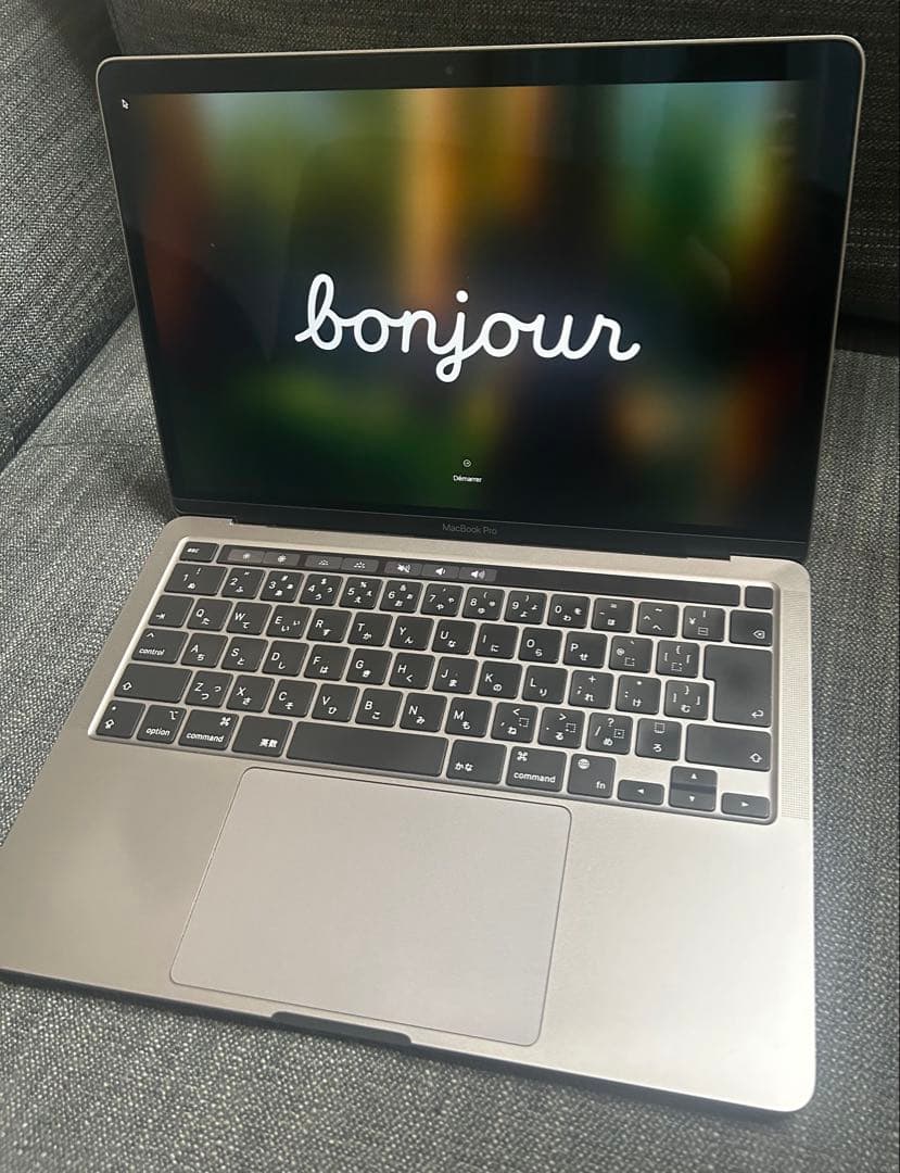 【美品、箱あり】Macbook pro(2020 M1) 8GB/256GB