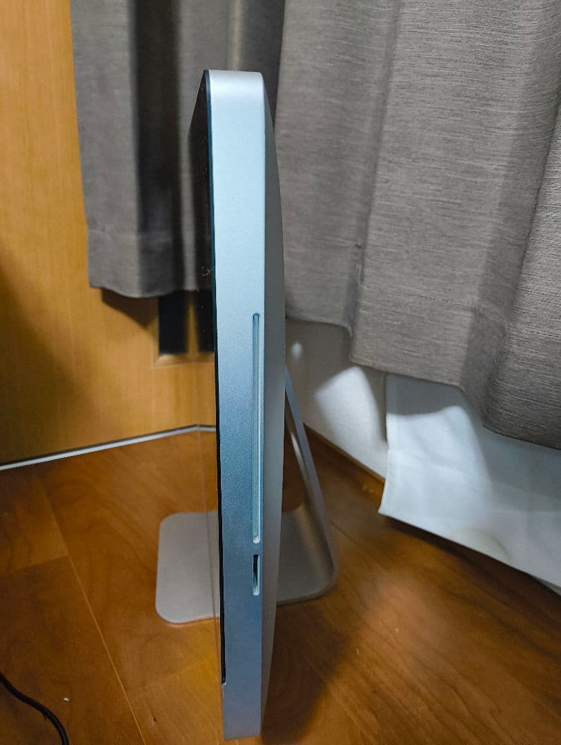 Apple iMac 21.5インチ Mid 2010 改造品