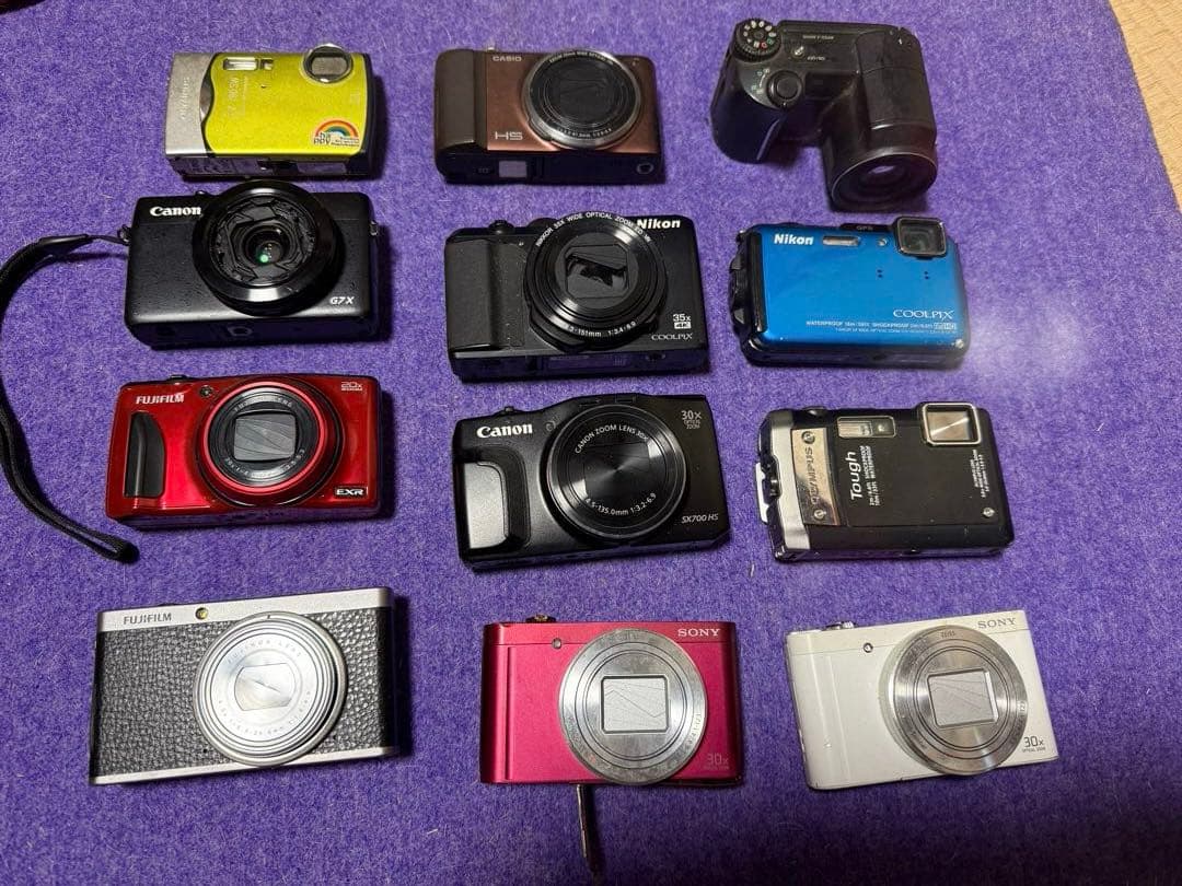 ナ*ナ様 デジカメ12台ジャンク品です。