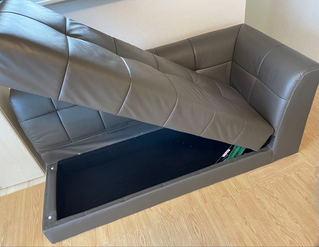 【最終価格です、】送料込　ニトリ収納付カウチソファ左肘