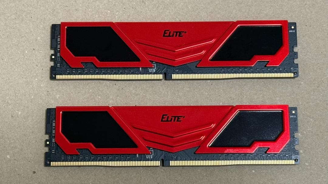 メモリー TEAMGROUP Elite+ DDR4 3200MHz 16GB x 2
