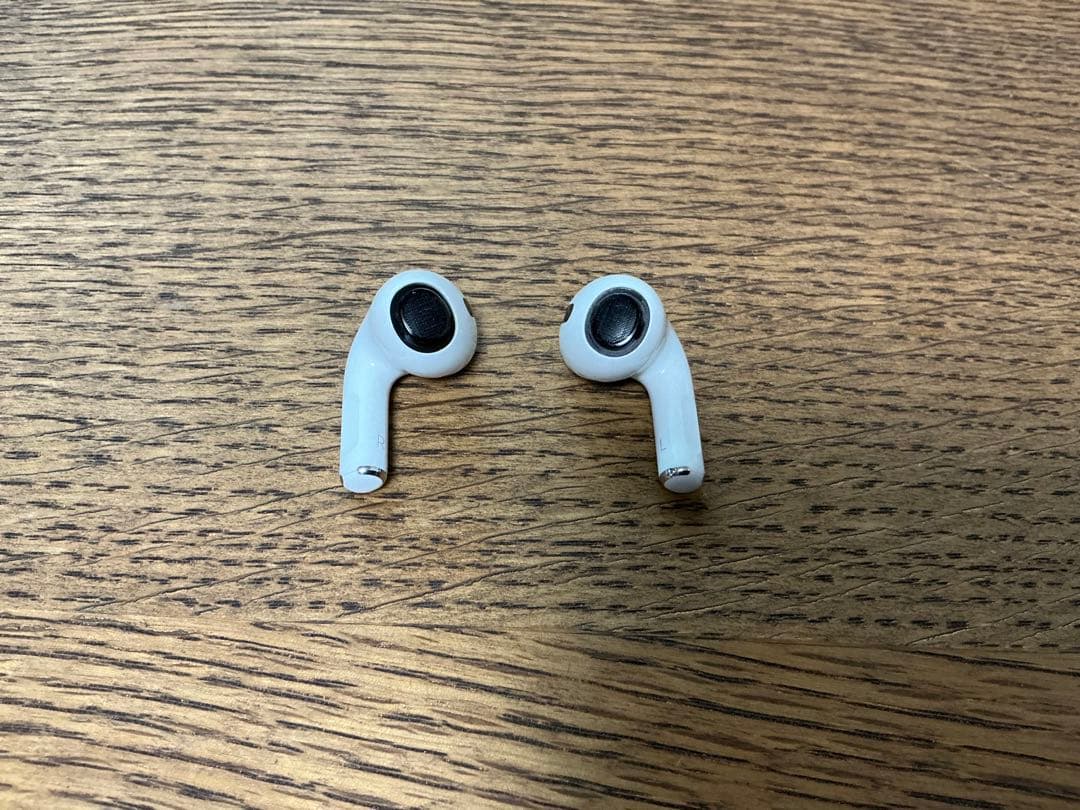 第一世代 AirPods Pro ワイヤレスイヤホン 本体