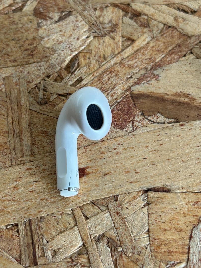 AirPods3 第3世代 MME73J/A エアポッズ 本体（ケース付き）