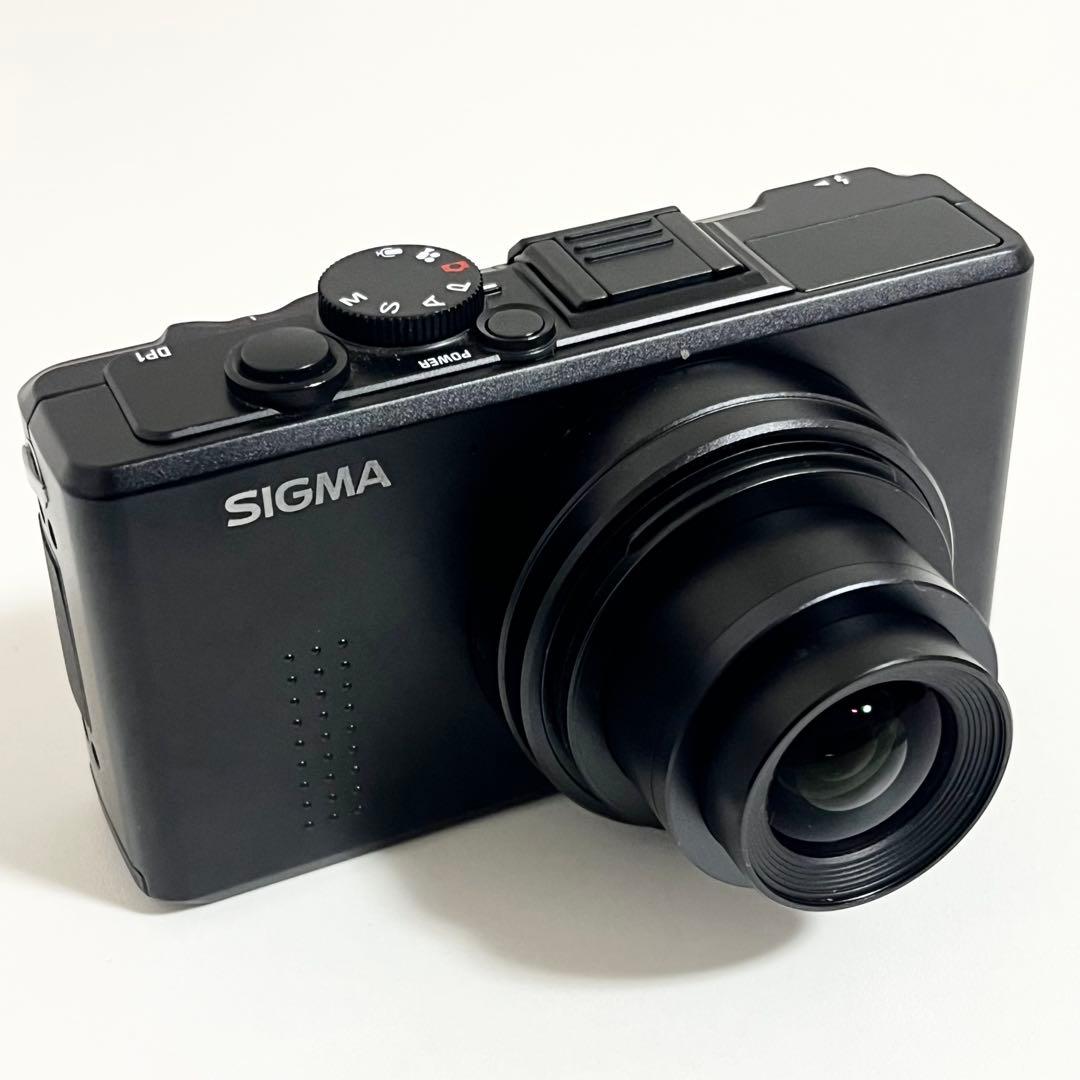 デジタルカメラ SIGMA DP1
