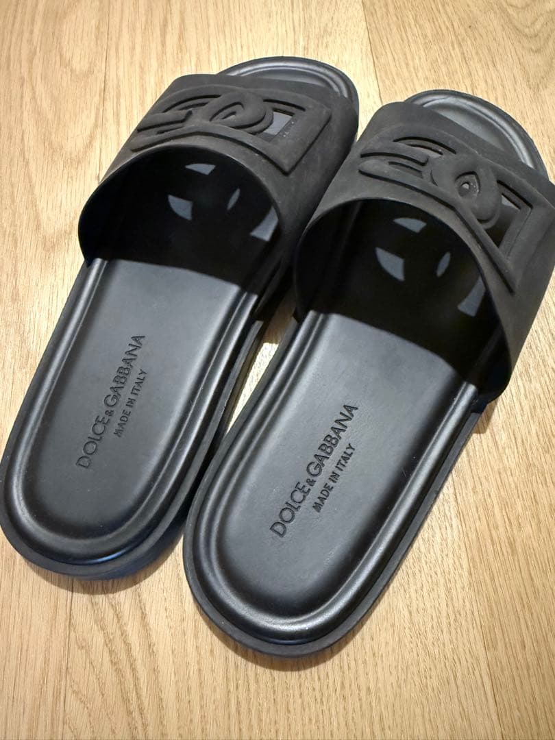 Dolce & Gabbana ブラックサンダル