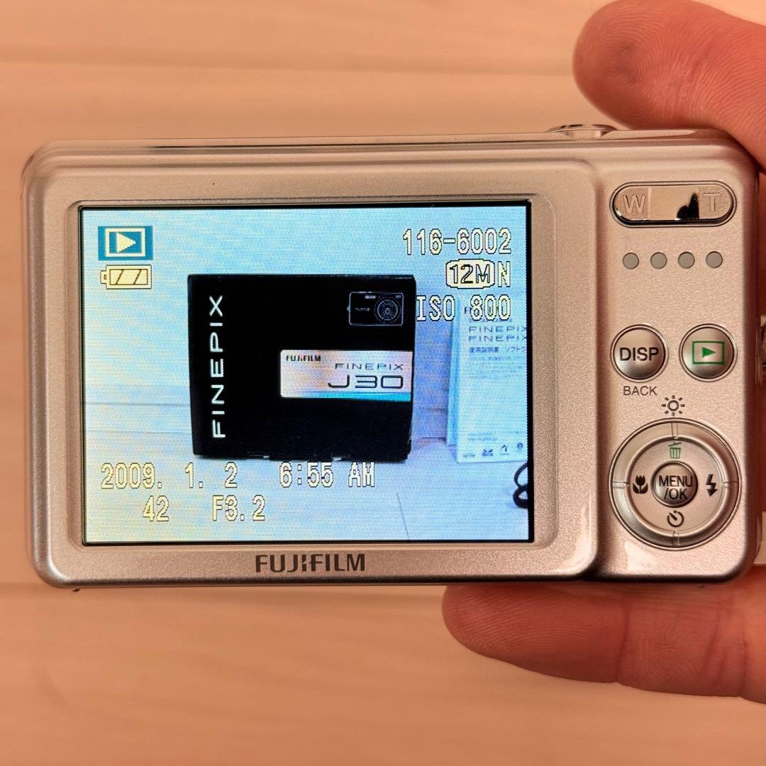 美品　付属品多　FUJIFILM Finepix J30 フジフィルム