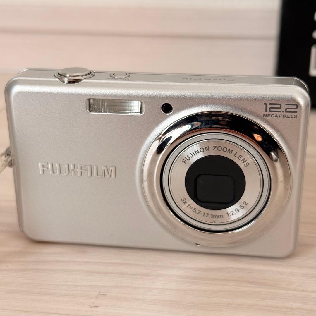 美品　付属品多　FUJIFILM Finepix J30 フジフィルム