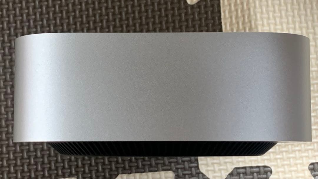 Apple M4 Mac mini 16GB メモリ/ 256GB SSD
