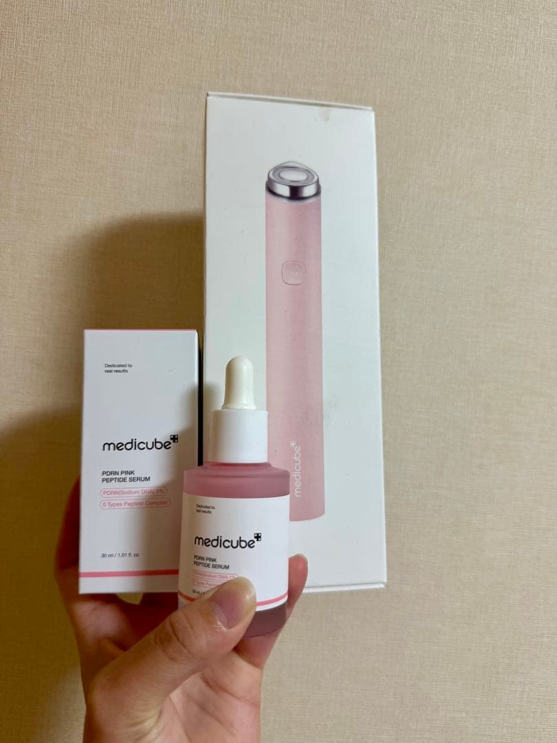 Medicube Pro 360美顔器とPDRN PINK SERUMのセット