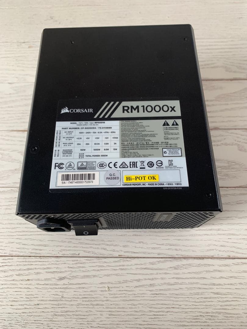 Corsair RM1000x 1000W 電源ユニット　付属品不足