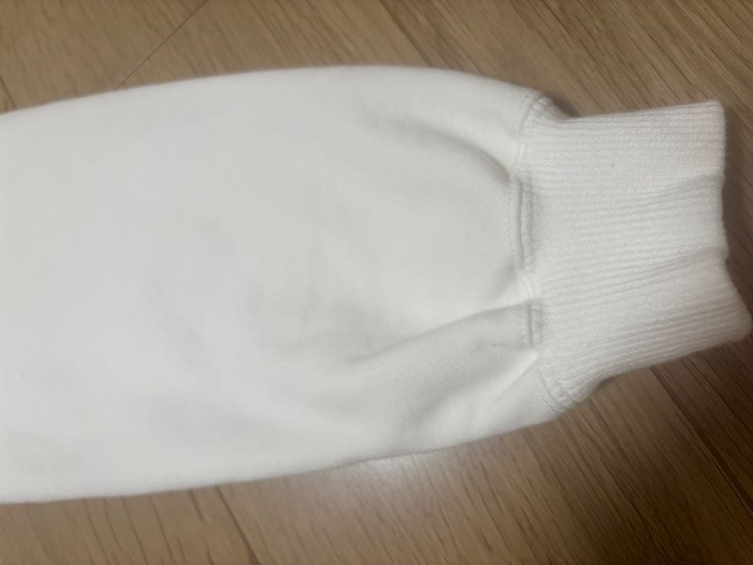 アワーホーム　裏毛素材のクルーネックプルオーバー　オフホワイト