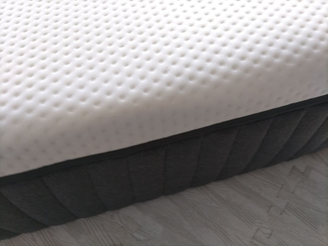 〜4/25限定！腰痛軽減に期待できるエマスリープ エマ・ハイブリッドV2 ダブル