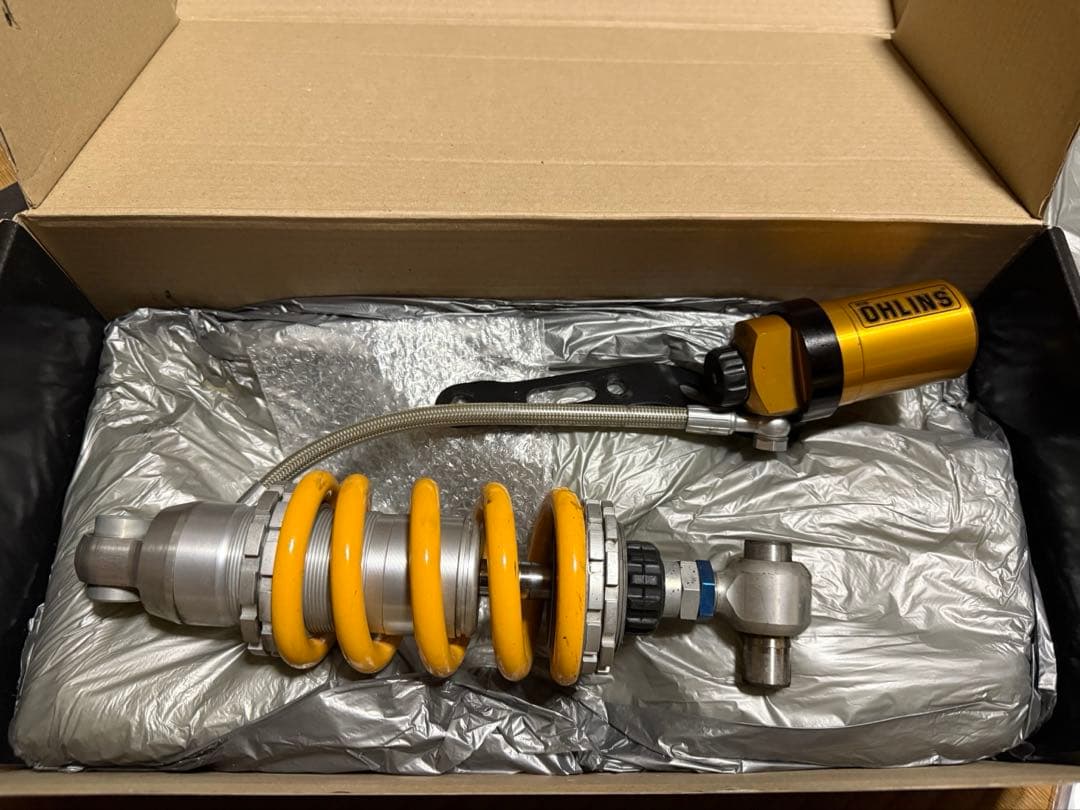 YAMAHA YZF-R25/R3専用 OHLINS リヤサスペンション