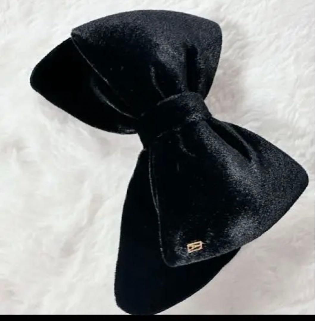 アレクサンドルドゥパリ　バレッタ　ベロア　リボン　ブラック