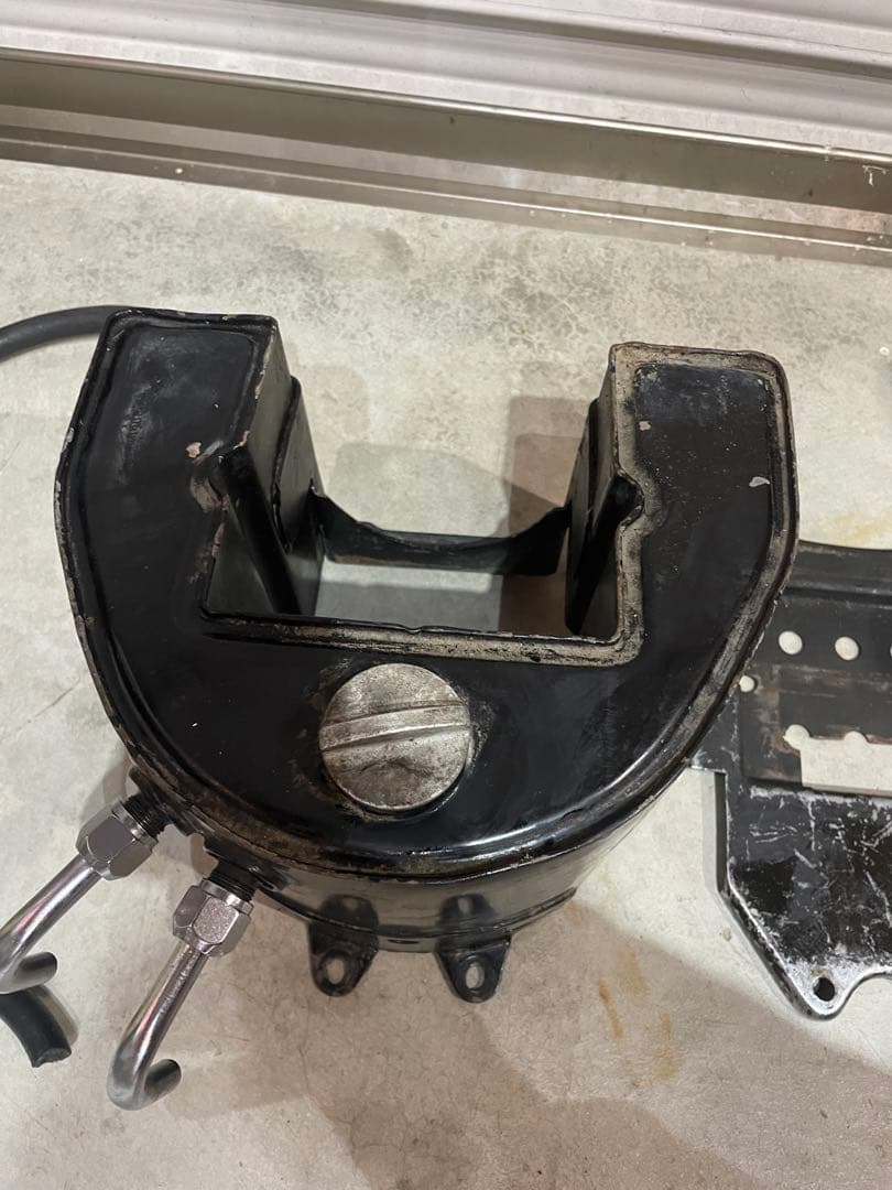 ハーレー　オイルタンク　ブラック