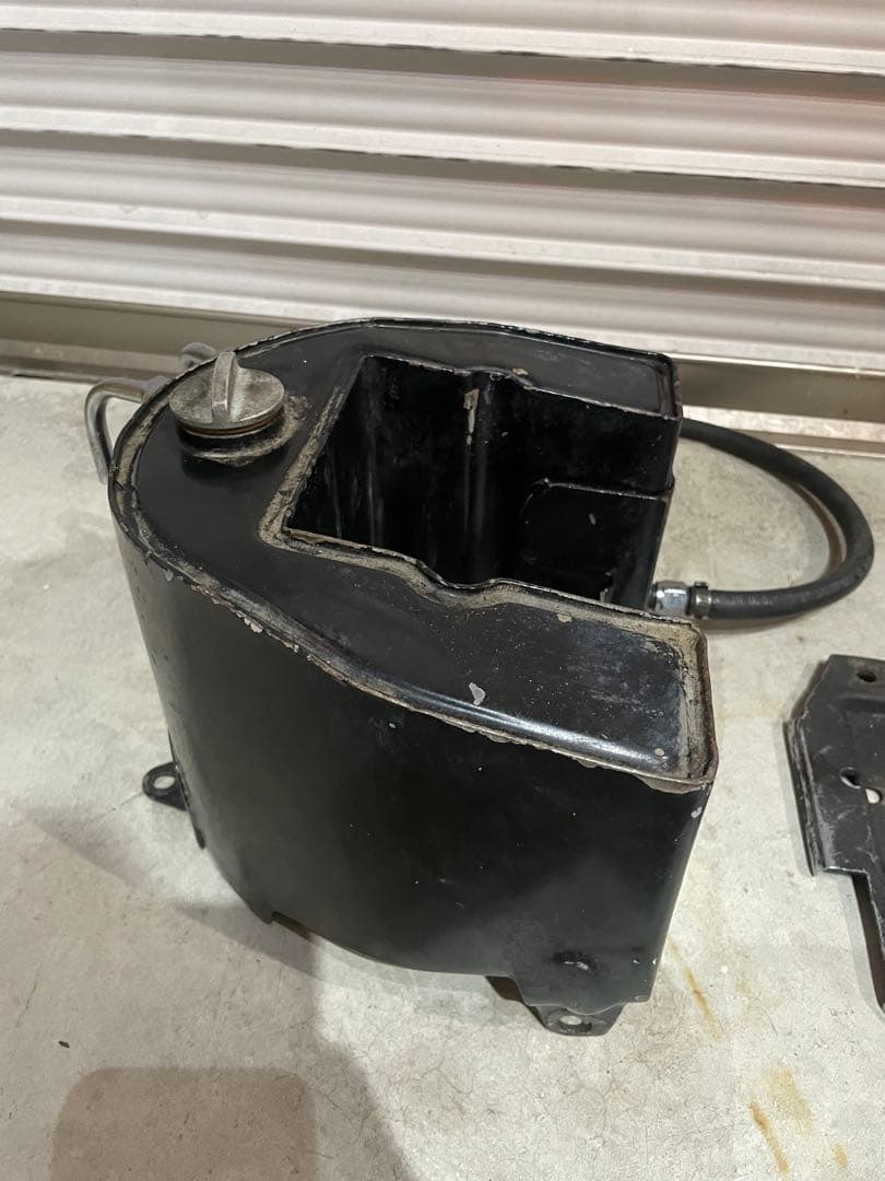 ハーレー　オイルタンク　ブラック