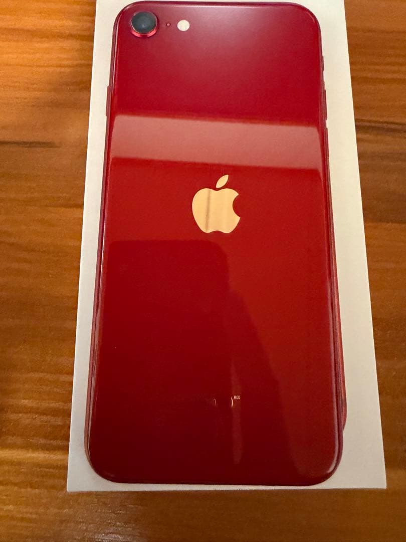 Apple iPhone SE (第3世代) 256GB レッド