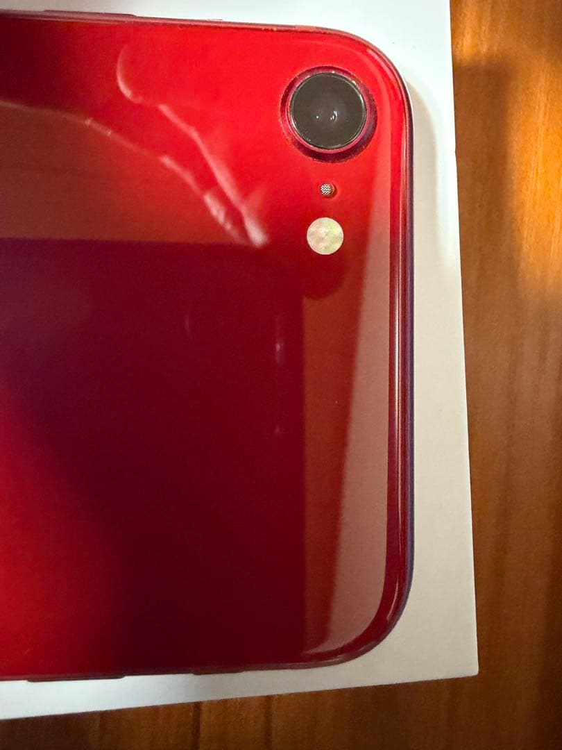 Apple iPhone SE (第3世代) 256GB レッド