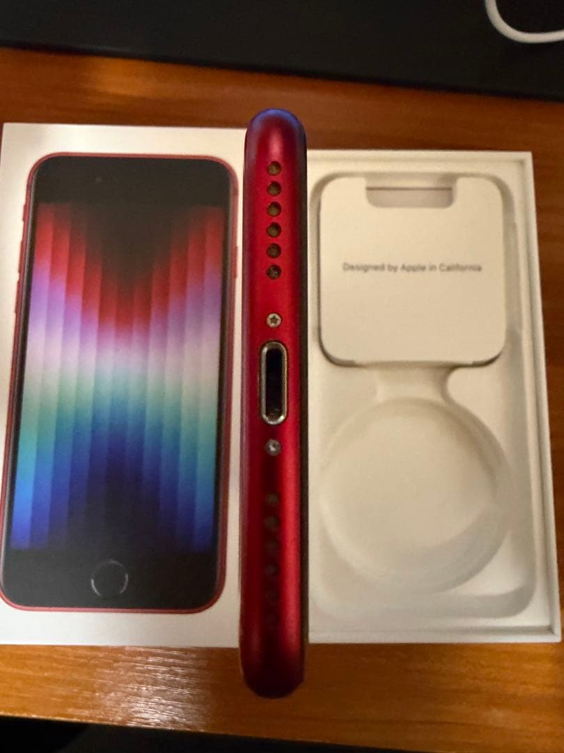 Apple iPhone SE (第3世代) 256GB レッド