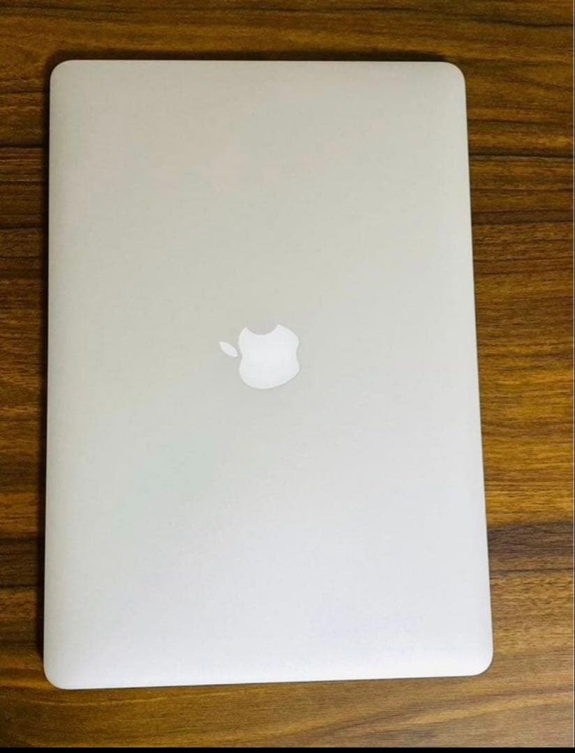 MacBook Pro 15インチ　16GB 512GB